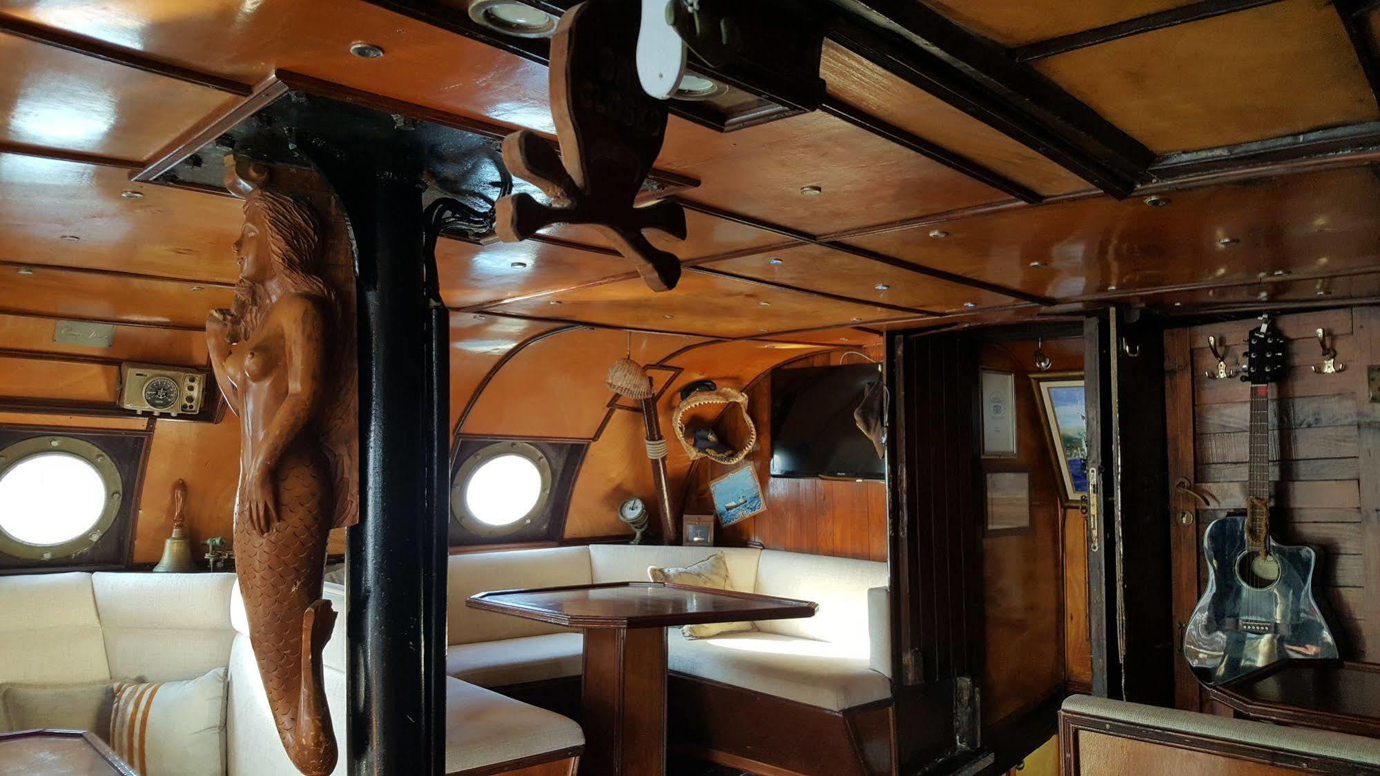 Boat Ms Cutty Jean Hotel Sliema Exterior photo