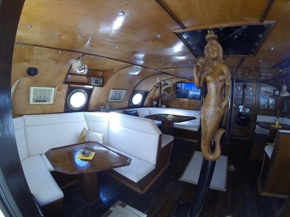 Boat Ms Cutty Jean Hotel Sliema Exterior photo